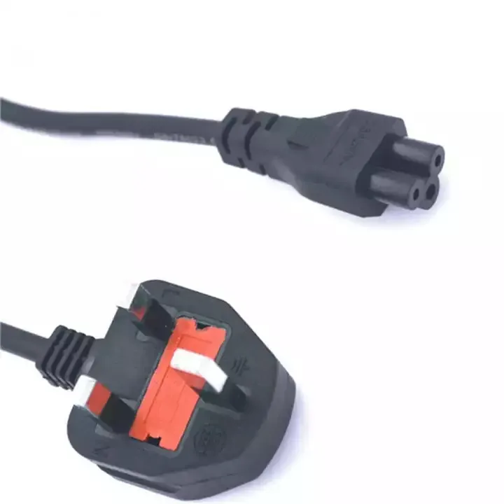 Spina a 3 pin UK da 1,5 m approvata BS 1363 di vendita calda al cavo di alimentazione CA per computer con connettore femmina IEC C13
